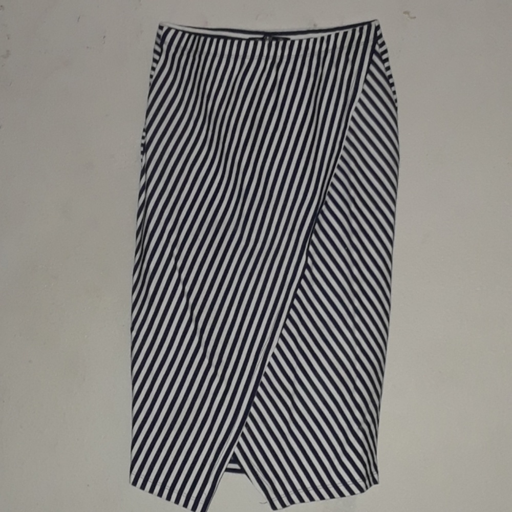 STRIPPED SKIRT